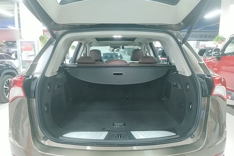 Used Buick Envision 2019 28T Four-Wheel Drive Elite Version China VI Standard Trunk