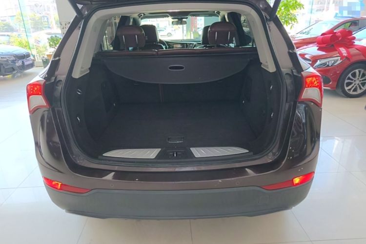 Used Buick Envision 2019 20T Two-Wheel Drive Luxury Version China V Standard Trunk