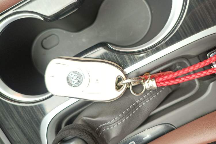 Used Buick Envision 2019 20T Two-Wheel Drive Luxury Version China VI Standard Vehicle Key