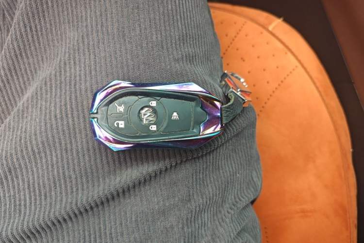 Used Buick Envision 2019 28T 4x4 Luxury Model China VI Standard Vehicle Key