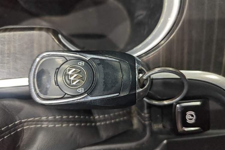 Used Buick Envision 2019 20T Two-Wheel Drive Elite Version China VI Standard Vehicle Key