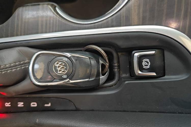Used Buick Envision 2019 20T Two-Wheel Drive Elite Version China VI Standard Vehicle Key