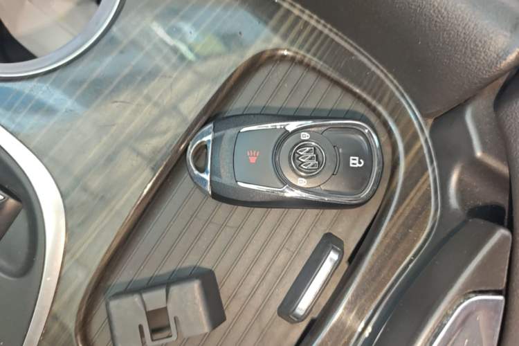 Used Buick Envision 2019 20T Two-Wheel Drive Leading Model China VI Standard Vehicle Key