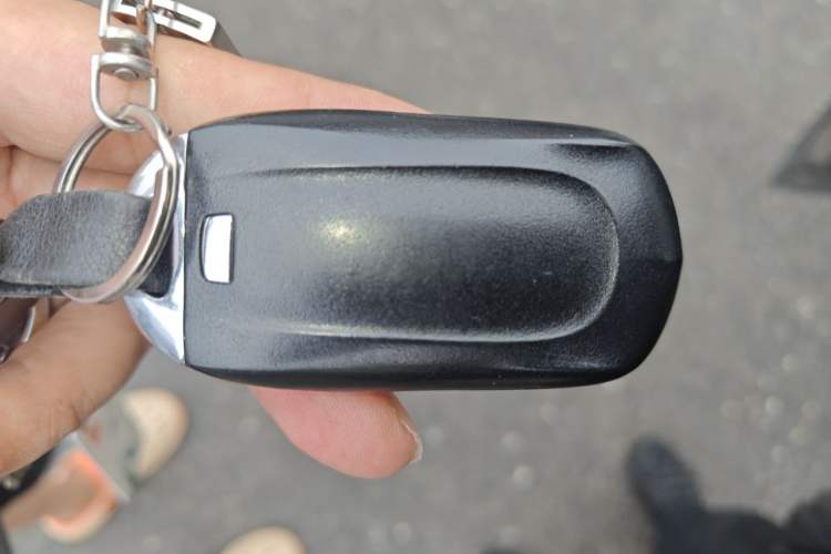 Used Buick Envision 2019 28T Four-Wheel Drive Elite Version China VI Standard Vehicle Key