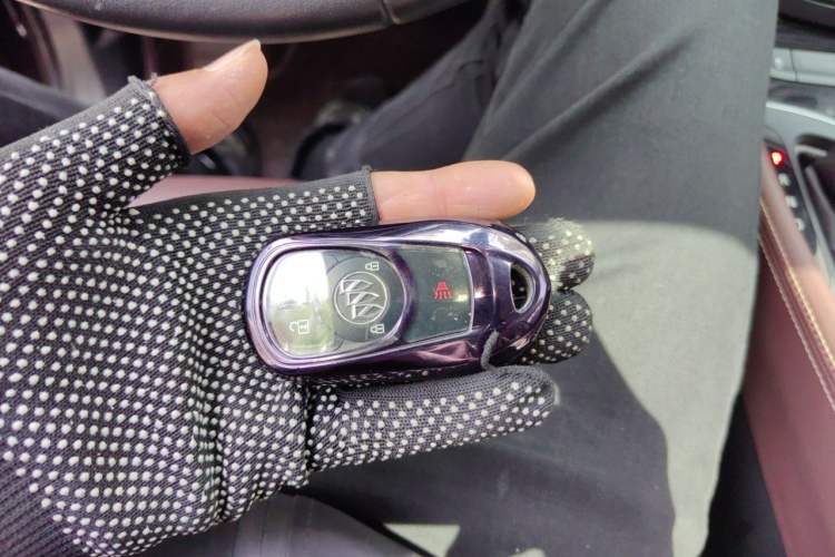 Used Buick Envision 2019 28T 4x4 Luxury Model China VI Standard Vehicle Key