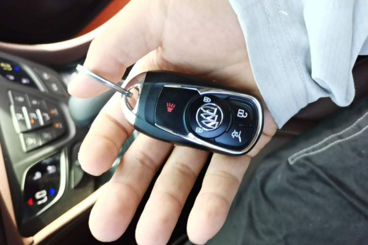 Used Buick Envision 2019 28T 4x4 Luxury Model China VI Standard Vehicle Key