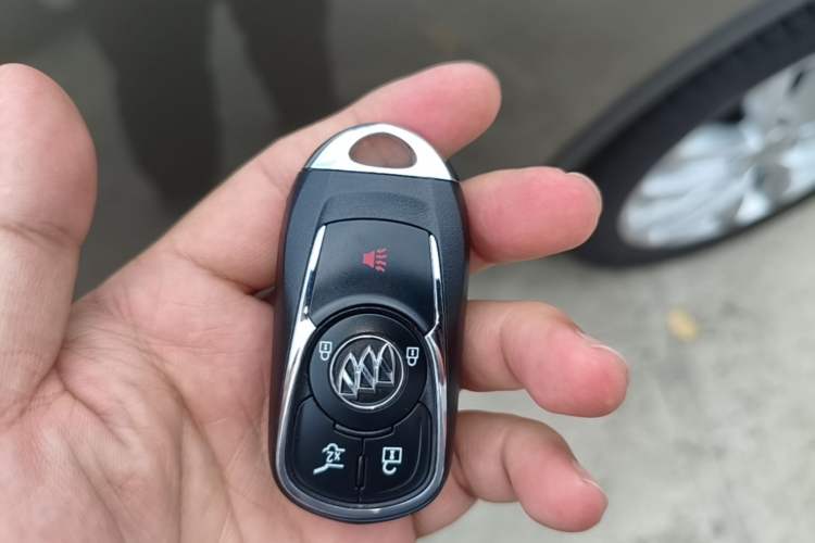 Used Buick Envision 2019 28T 4x4 Elite Version China V Standard Vehicle Key