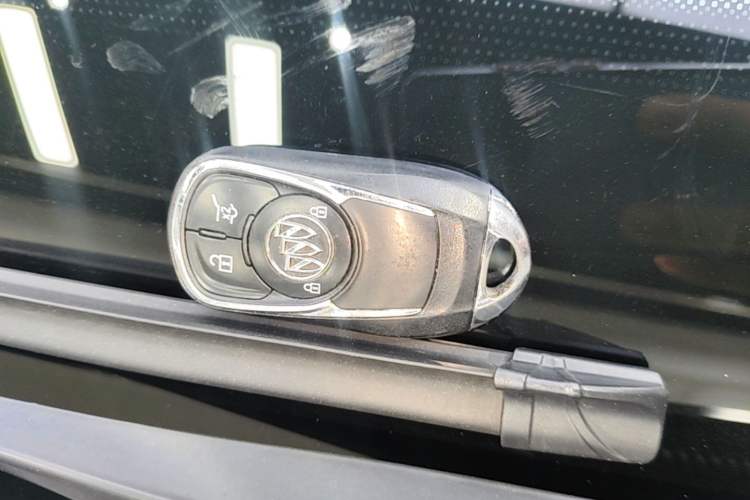 Used Buick Envision 2019 20T Two-Wheel Drive Luxury Version China V Standard Vehicle Key