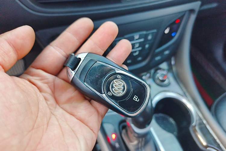 Used Buick Envision 2019 20T Two-Wheel Drive Elite Version China V Standard Vehicle Key