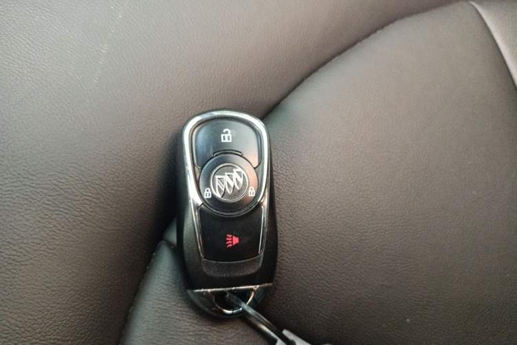 Used Buick Envision 2019 20T Two-Wheel Drive Elite Version China VI Standard Vehicle Key