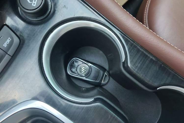 Used Buick Envision 2019 28T 4x4 Elite Version China V Standard Vehicle Key