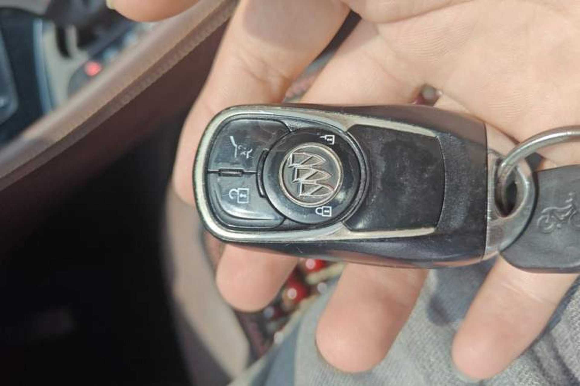 Used Buick Envision 2019 28T 4x4 Elite Version China V Standard Vehicle Key