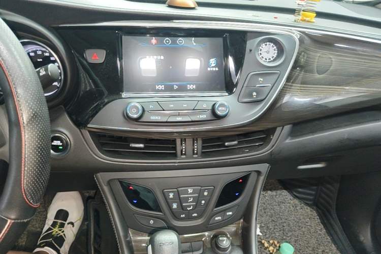 Used Buick Envision 2019 20T Two-Wheel Drive Leading Version China V Standard Audio And AC Panel