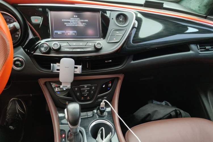 Used Buick Envision 2019 28T Four-Wheel Drive Elite Version China VI Standard Audio And AC Panel