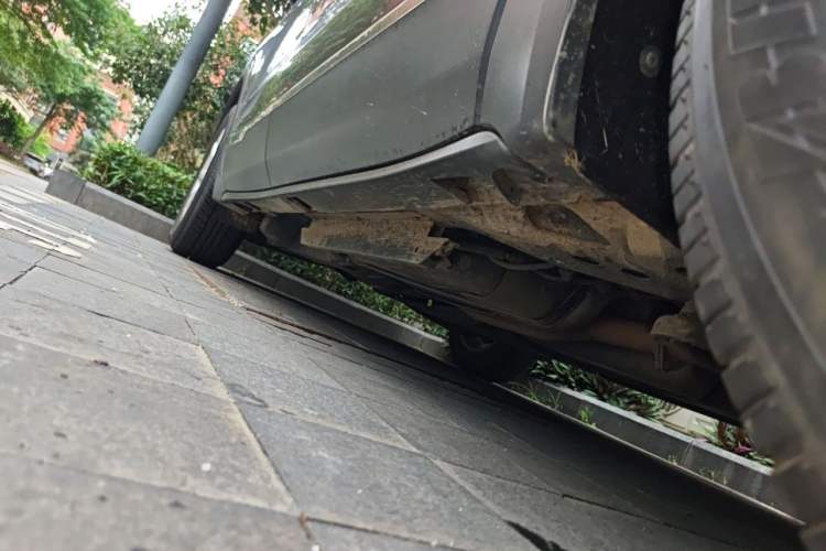 Used Buick Envision 2019 20T Two-Wheel Drive Elite Version China VI Standard Chassis Front Right