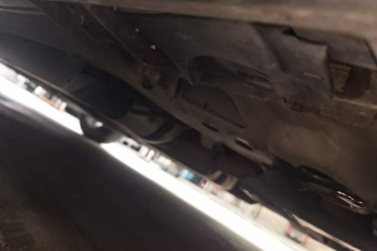 Used Buick Envision 2019 20T Two-Wheel Drive Luxury Version China V Standard Chassis Front Right