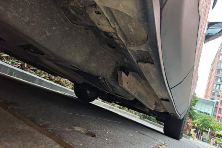 Used Buick Envision 2019 20T Two-Wheel Drive Elite Version China VI Standard Chassis Rear Right