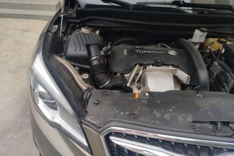 Used Buick Envision 2019 28T Four-Wheel Drive Elite Version China VI Standard Engine Bay Right