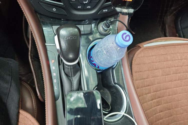 Used Buick Envision 2019 20T Two-Wheel Drive Luxury Version China V Standard Gear Lever