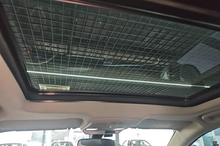 Used Buick Envision 2019 20T Two-Wheel Drive Leading Model China VI Standard Headliner