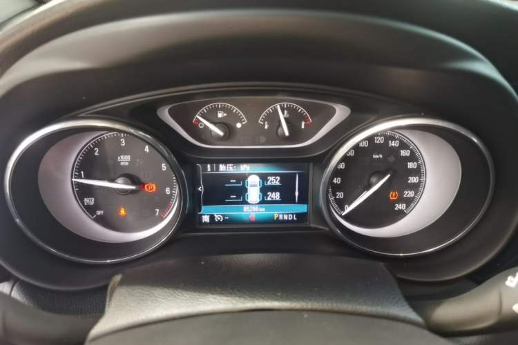Used Buick Envision 2019 20T Two-Wheel Drive Luxury Version China V Standard Instrument Cluster