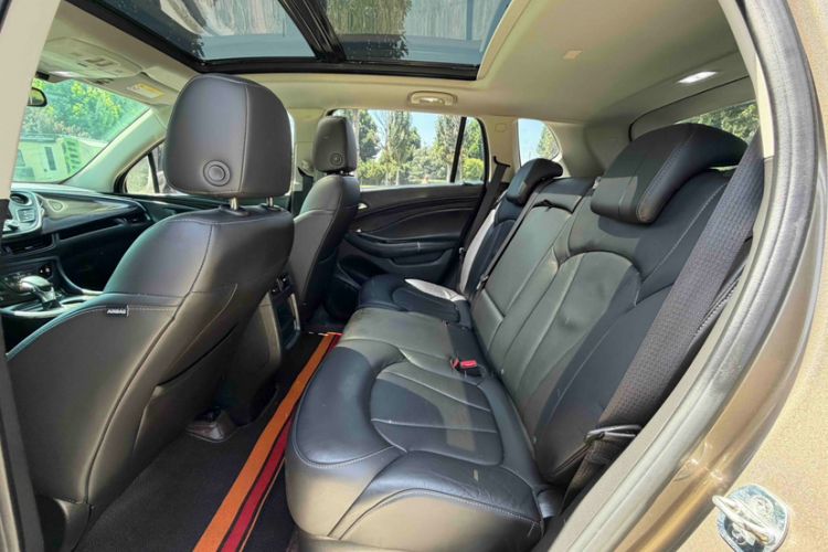 Used Buick Envision 2019 20T Two-Wheel Drive Elite Version China V Standard Interior 3
