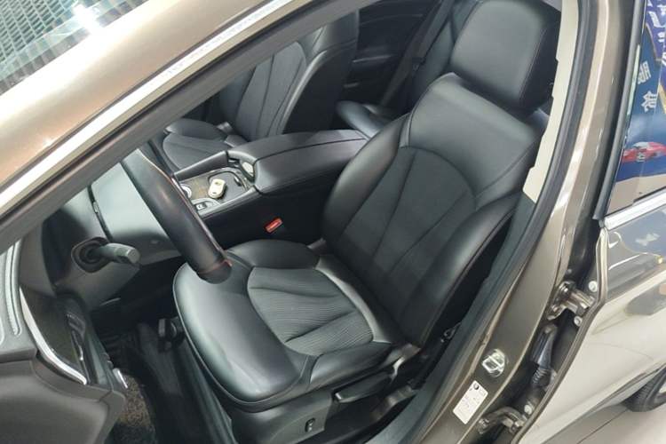 Used Buick Envision 2019 20T Two-Wheel Drive Leading Version China V Standard Left Front Seat