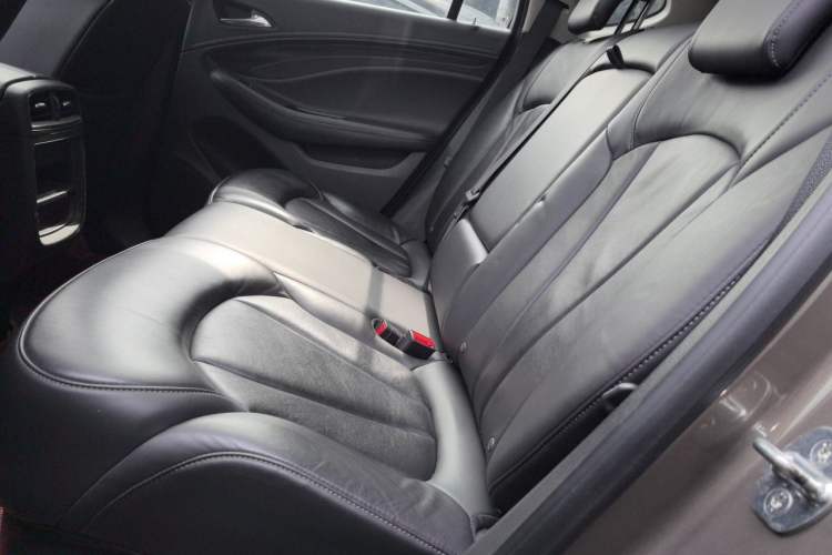 Used Buick Envision 2019 20T Two-Wheel Drive Elite Version China VI Standard Left Rear Seat