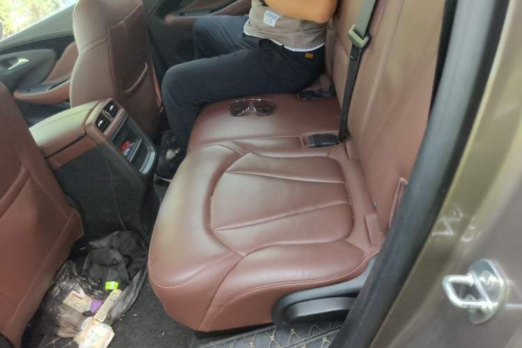 Used Buick Envision 2019 28T 4x4 Elite Version China V Standard Left Rear Seat