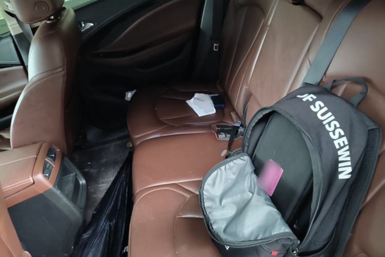 Used Buick Envision 2019 28T 4x4 Elite Version China V Standard Left Rear Seat
