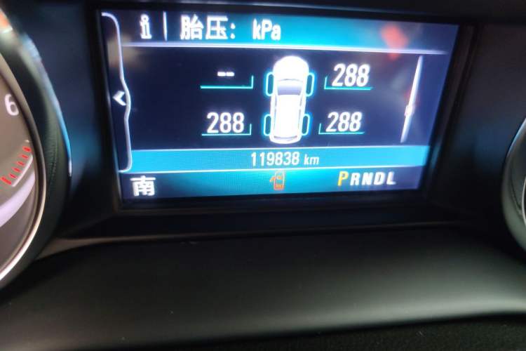 Used Buick Envision 2019 28T Four-Wheel Drive Elite Version China VI Standard Odometer Close Up