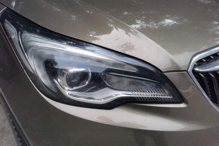 Used Buick Envision 2019 28T Four-Wheel Drive Elite Version China VI Standard Right Front Headlight