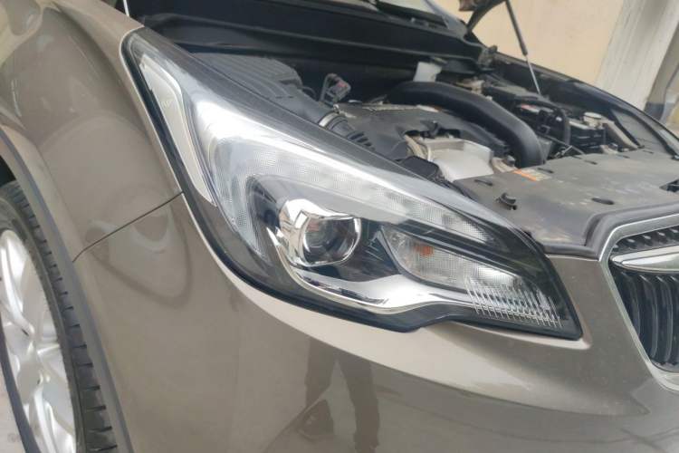 Used Buick Envision 2019 28T Four-Wheel Drive Elite Version China VI Standard Right Front Headlight