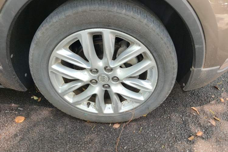 Used Buick Envision 2019 28T 4x4 Elite Version China V Standard Right Front Wheel Hub