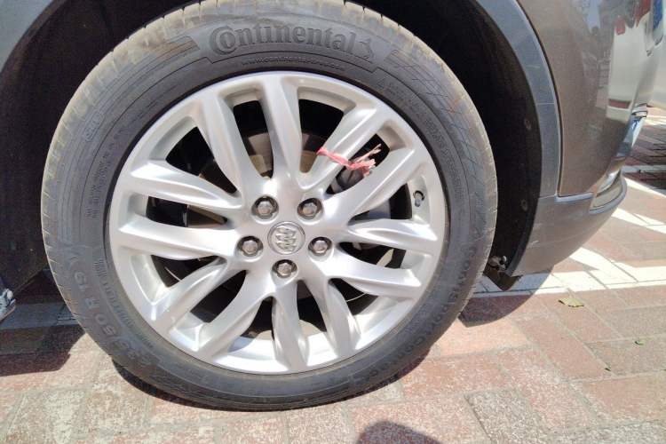 Used Buick Envision 2019 28T Four-Wheel Drive Elite Version China VI Standard Right Front Wheel Hub