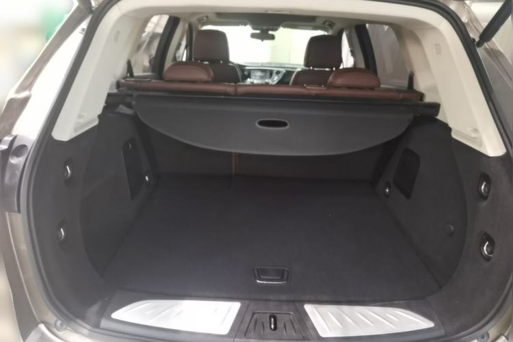 Used Buick Envision 2019 20T Two-Wheel Drive Luxury Version China V Standard Trunk