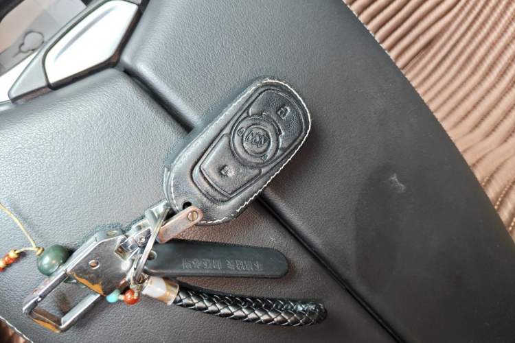 Used Buick Envision 2019 20T Two-Wheel Drive Elite Version China V Standard Vehicle Key