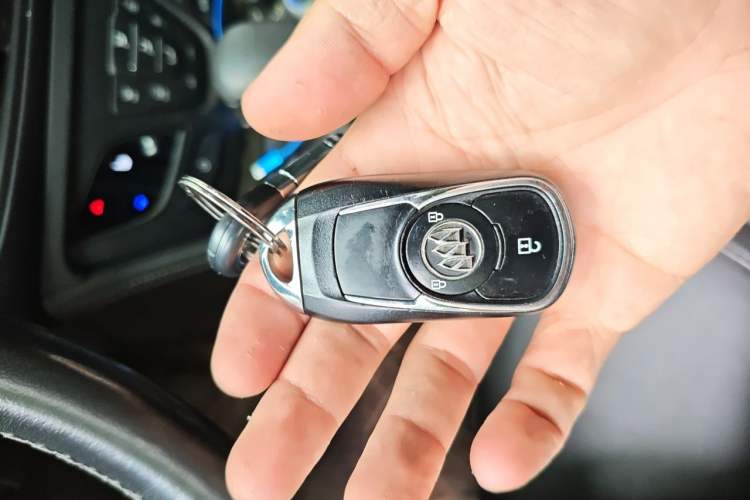 Used Buick Envision 2019 20T Two-Wheel Drive Elite Version China VI Standard Vehicle Key