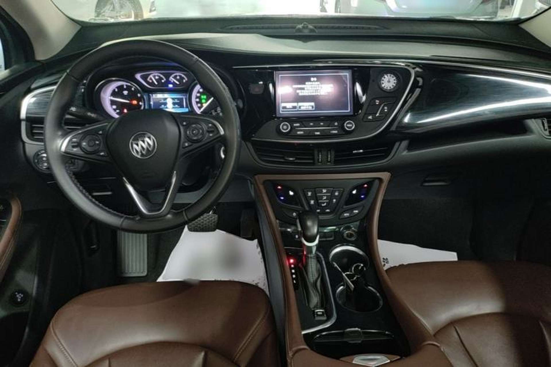 Used Buick Envision 2019 20T Two-Wheel Drive Luxury Version China VI Standard Center Console