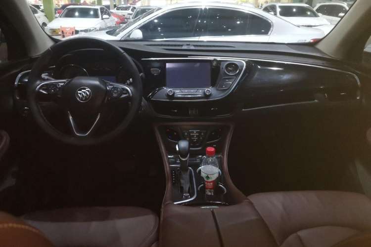 Used Buick Envision 2019 28T Four-Wheel Drive Elite Version China VI Standard Center Console