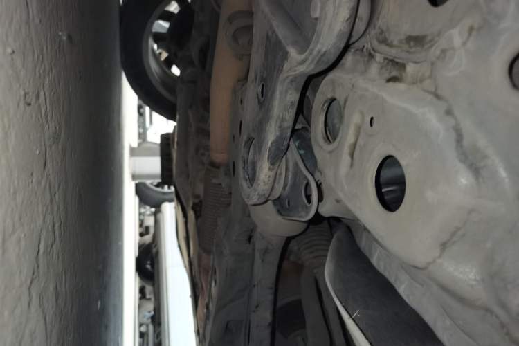 Used Buick Envision 2019 28T 4x4 Luxury Model China VI Standard Chassis Front Right