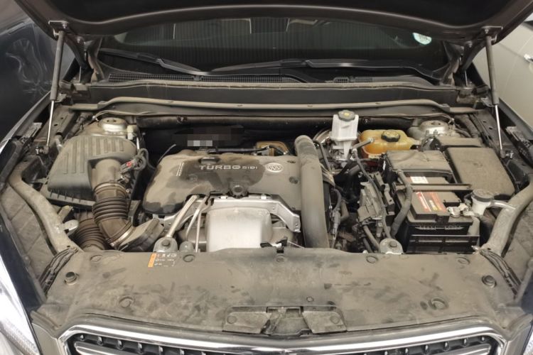 Used Buick Envision 2019 28T 4x4 Luxury Model China VI Standard Engine Bay