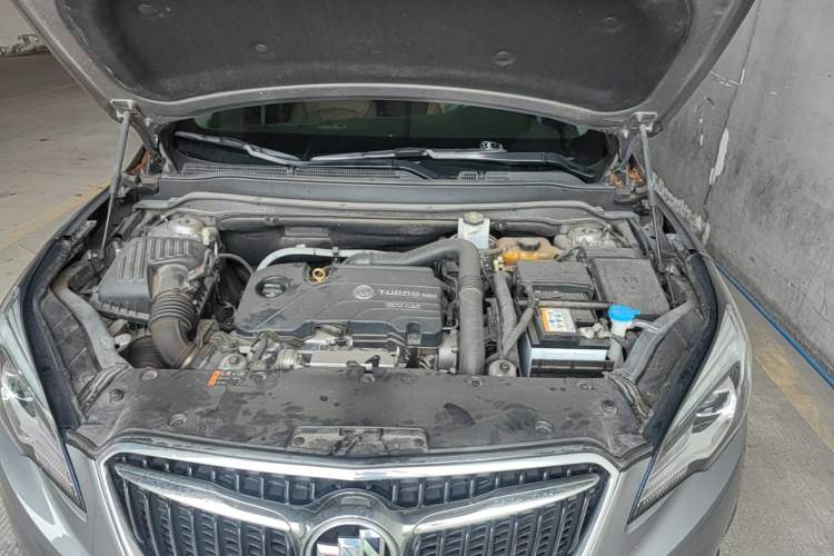 Used Buick Envision 2019 20T Two-Wheel Drive Luxury Version China VI Standard Engine Bay