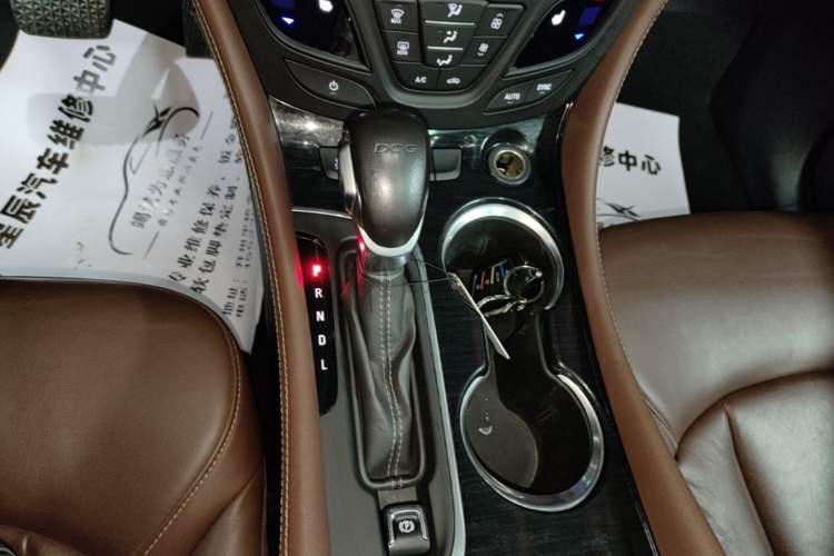 Used Buick Envision 2019 20T Two-Wheel Drive Luxury Version China VI Standard Gear Lever