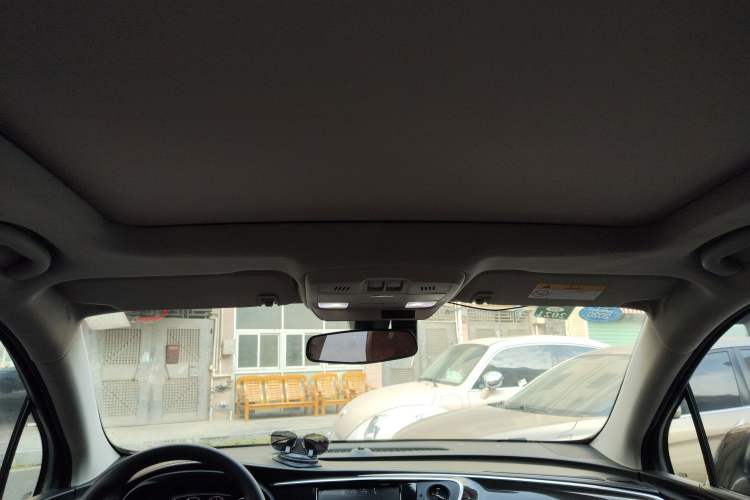 Used Buick Envision 2019 20T Two-Wheel Drive Leading Version China V Standard Headliner
