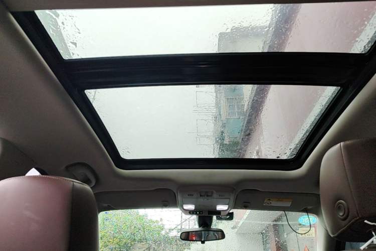 Used Buick Envision 2019 20T Two-Wheel Drive Luxury Version China V Standard Headliner