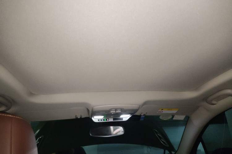 Used Buick Envision 2019 28T Four-Wheel Drive Luxury Version China V Standard Headliner