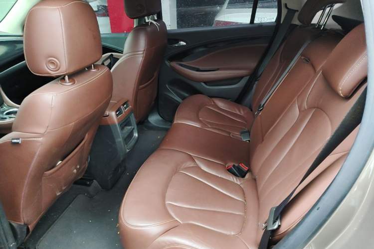 Used Buick Envision 2019 20T Two-Wheel Drive Luxury Version China V Standard Left Rear Seat