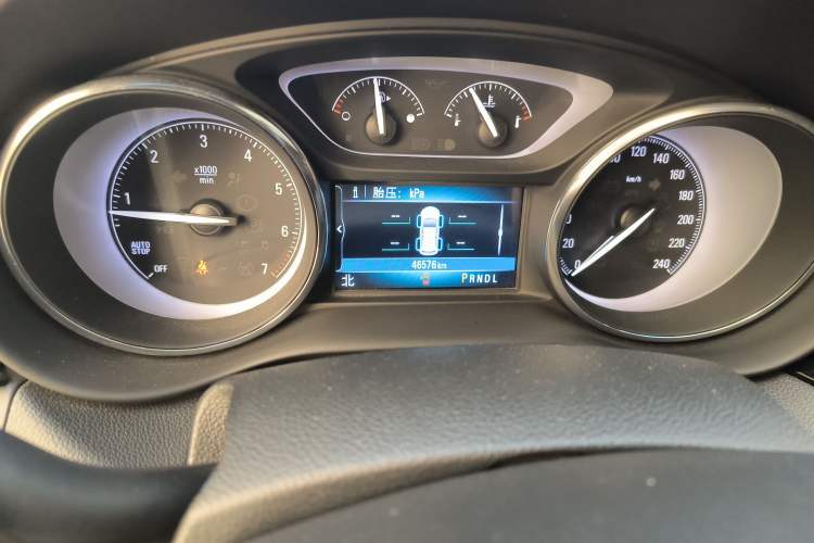 Used Buick Envision 2019 28T Four-Wheel Drive Elite Version China VI Standard Odometer Close Up