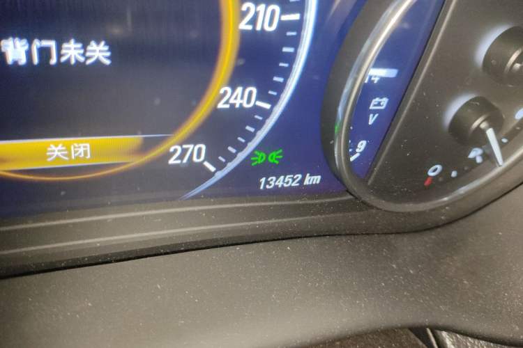 Used Buick Envision 2019 28T Four-Wheel Drive Luxury Version China V Standard Odometer Close Up